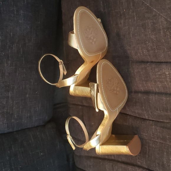 Vincen Camuto Beautiful Woman Sandal Shoe. 8M - Picture 12 of 16